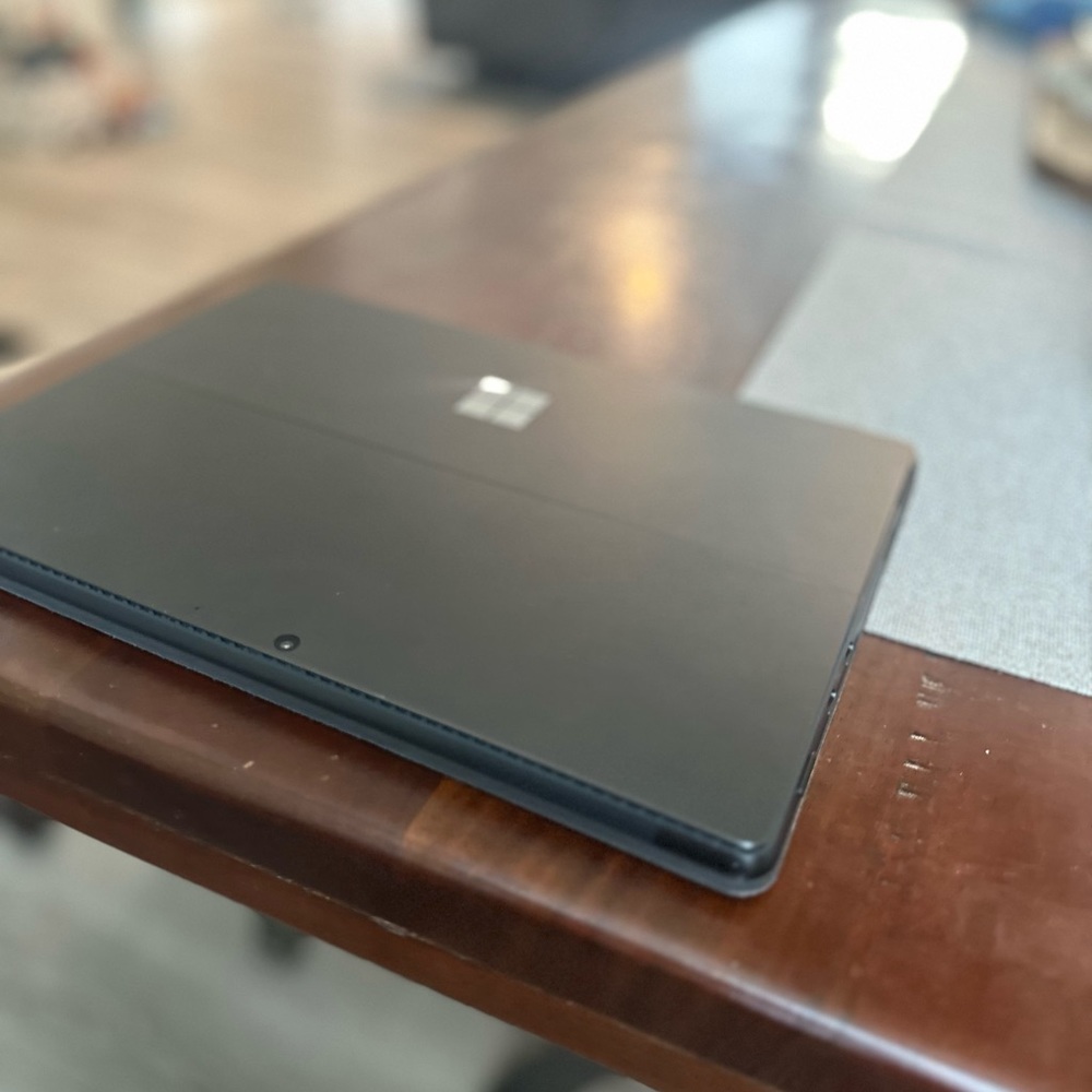 Microsoft surface pro 8 - Picture 5 of 5
